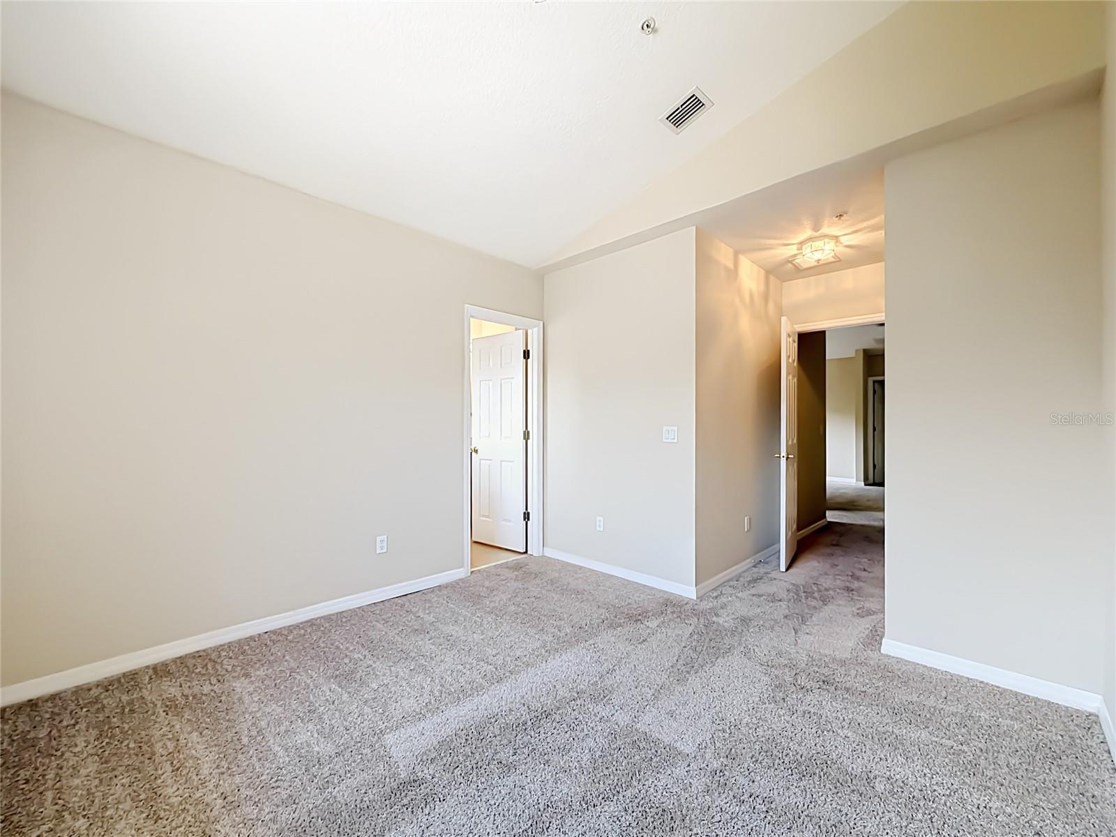 10703 Regent Square Dr #1801 Property Photo 30