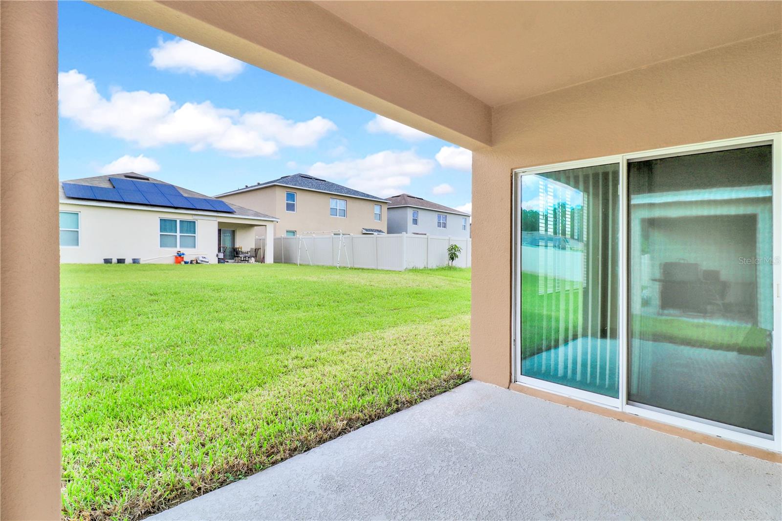 1274 Iguana Loop Property Photo 16