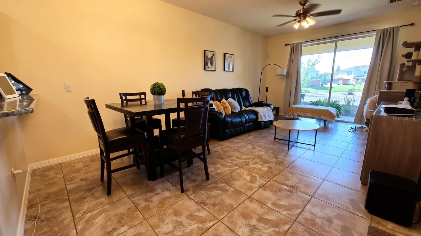 4085 Shade Tree Ln Property Photo 14