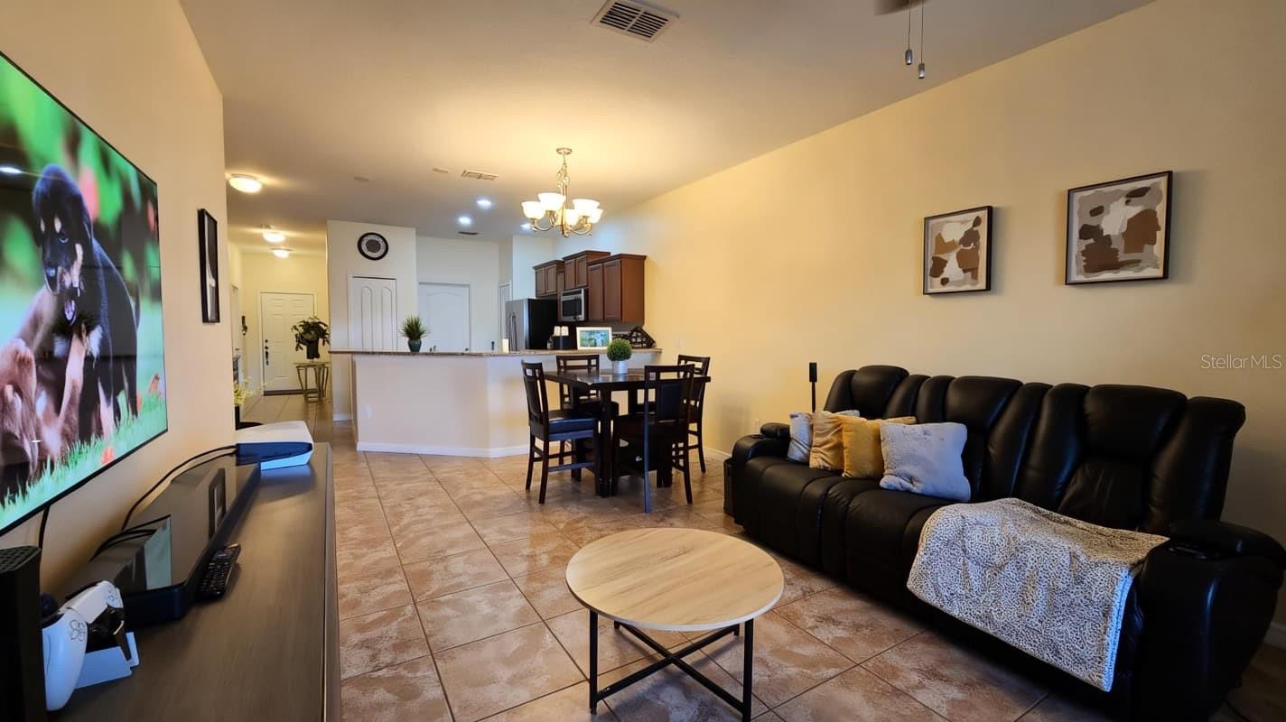 4085 Shade Tree Ln Property Photo 17