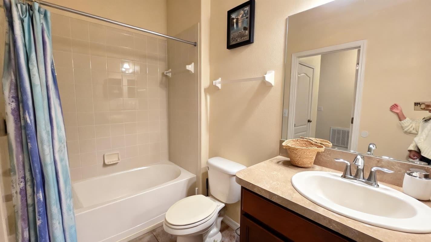 4085 Shade Tree Ln Property Photo 27