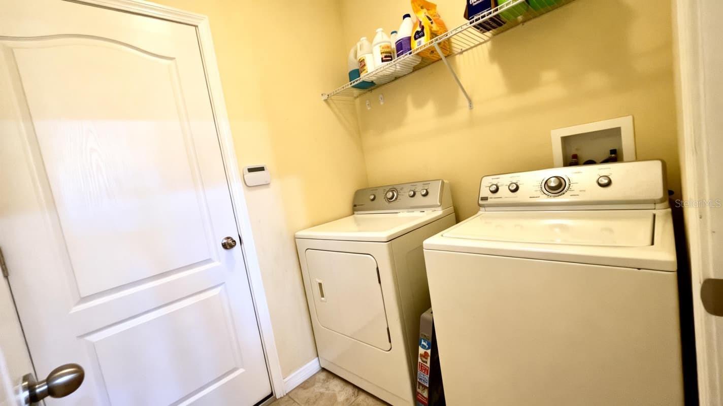 4085 Shade Tree Ln Property Photo 28