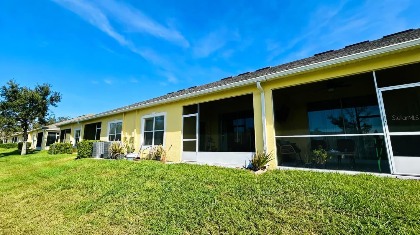 4085 Shade Tree Ln Property Photo 32