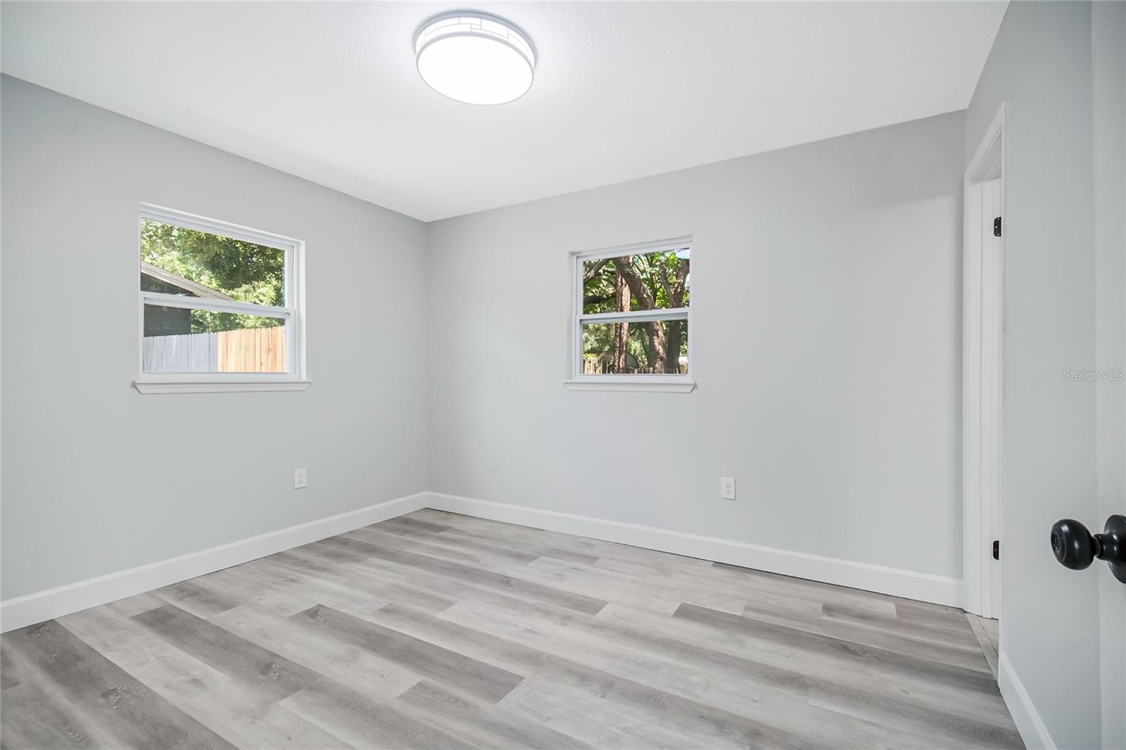 3669 Yosemite Dr Property Photo 25