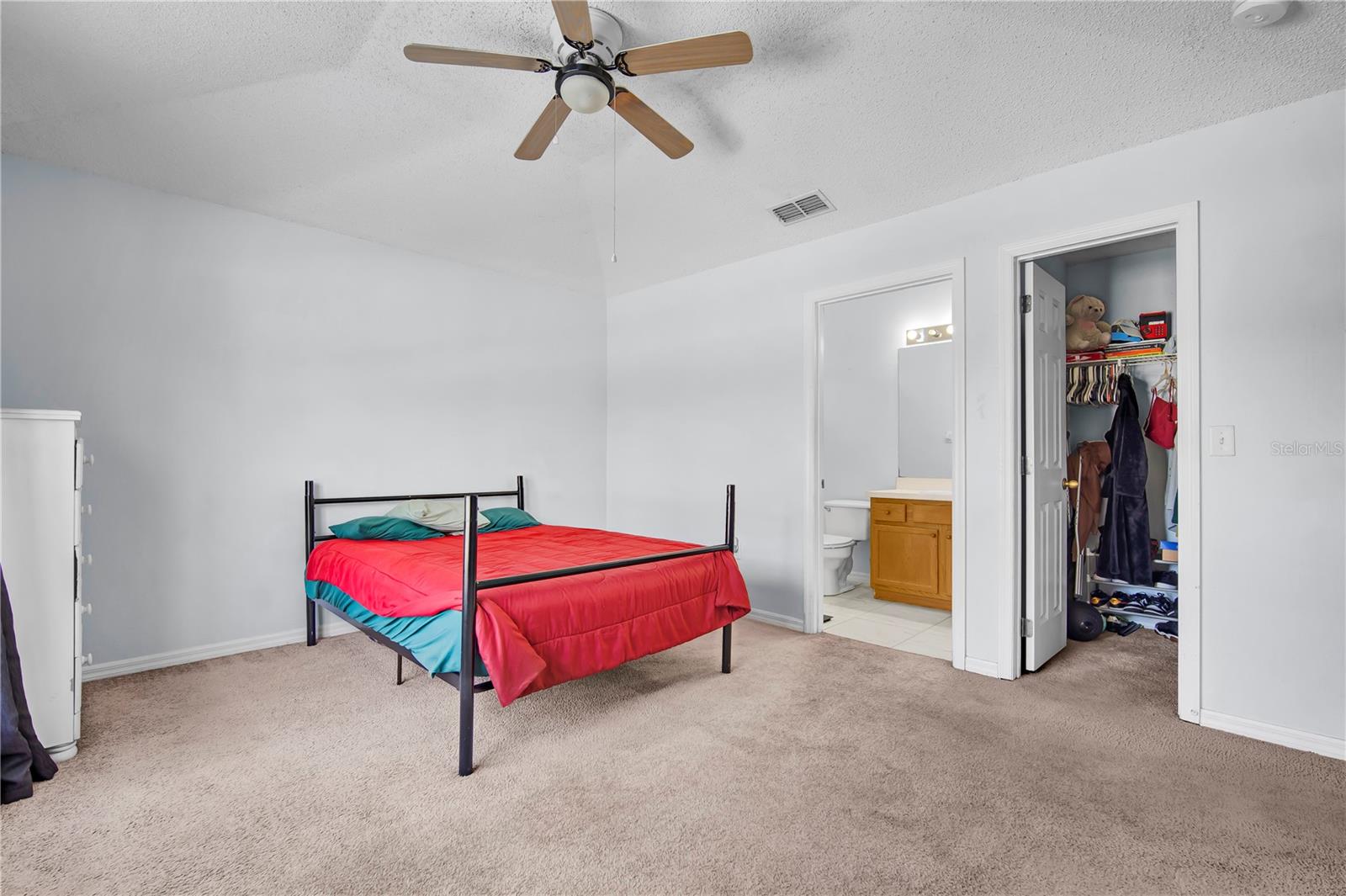 324 Casterton Cir Property Photo 13