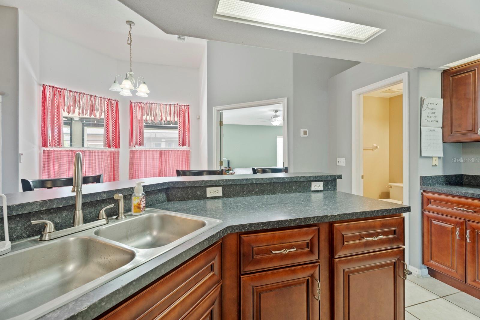 2856 Middleton Cir Property Photo 40
