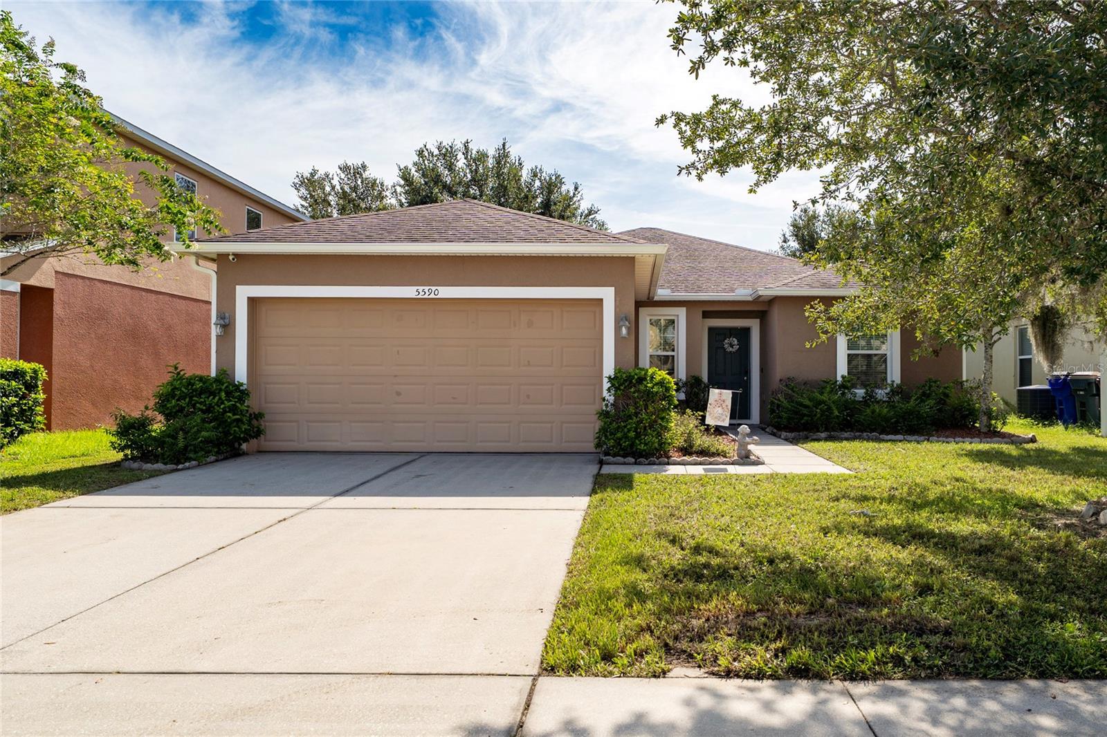 5590 SILVER THISTLE LN