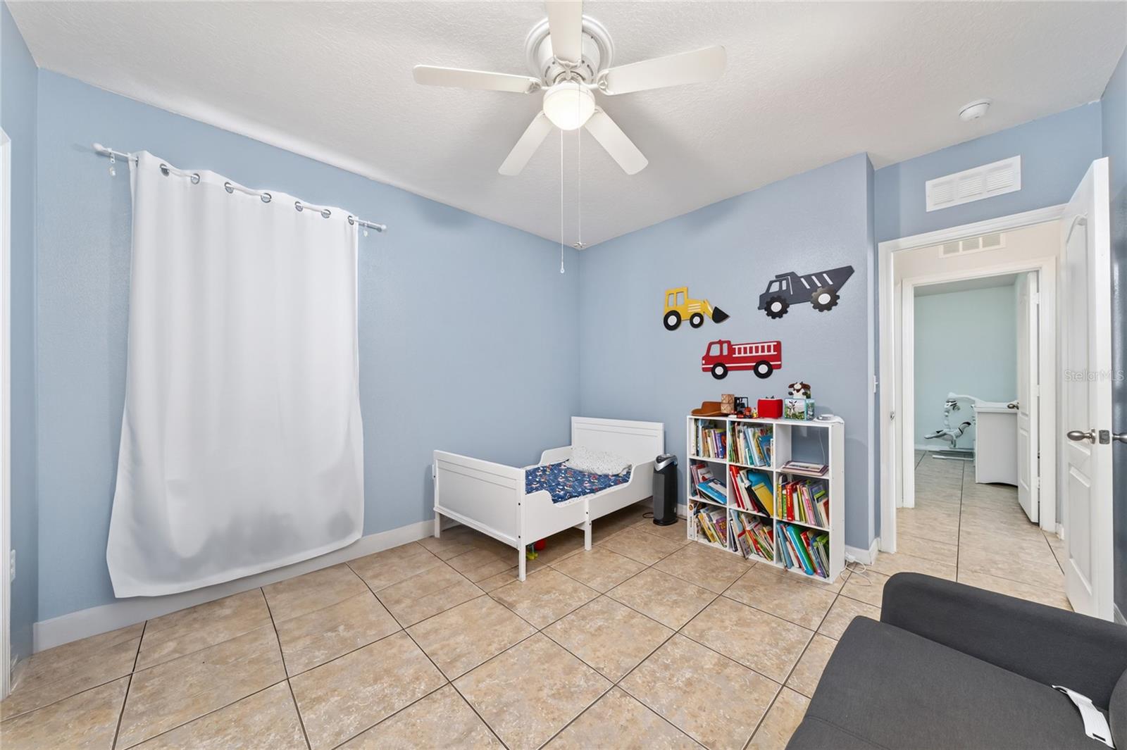5590 Silver Thistle Ln Property Photo 18