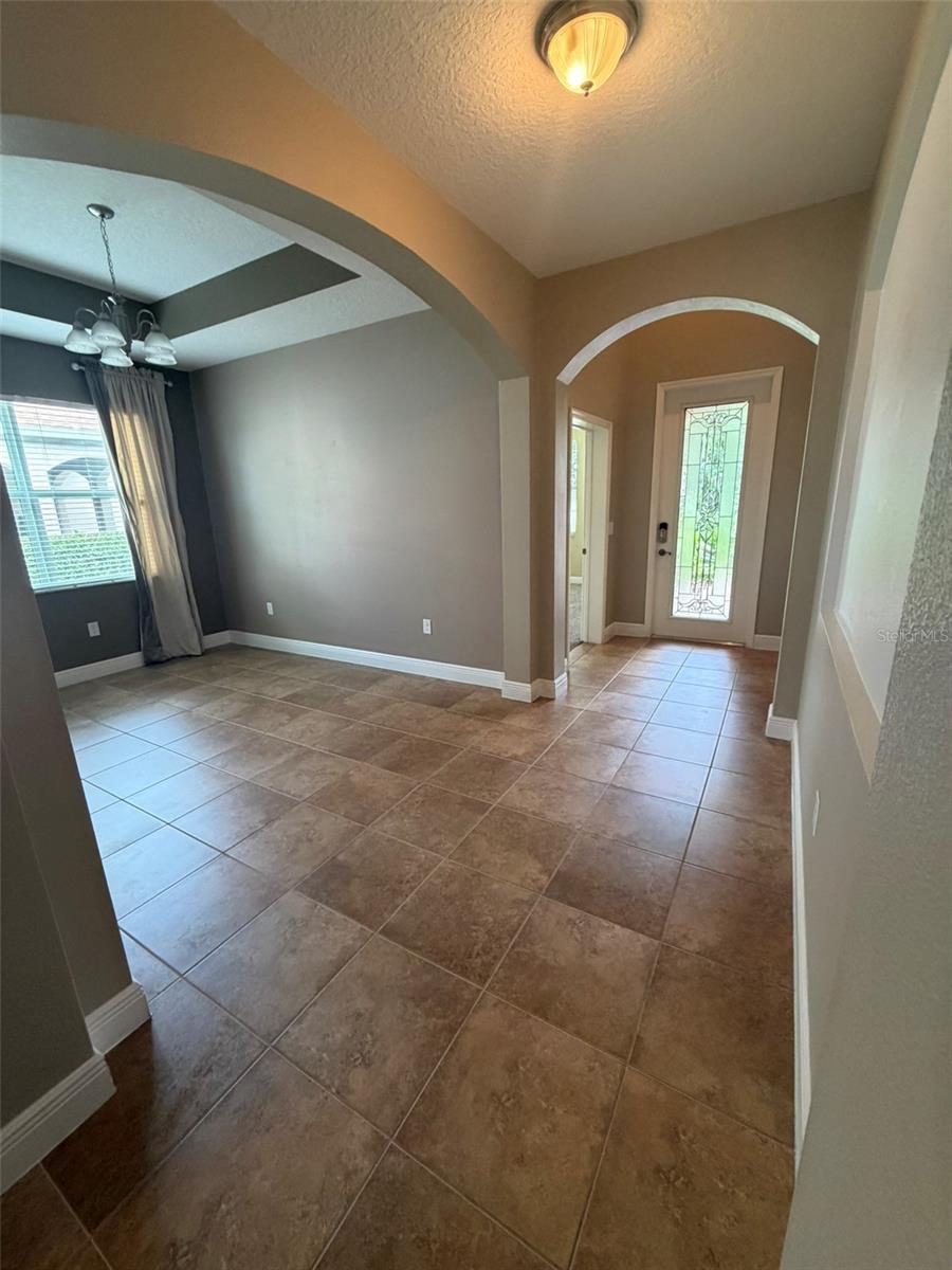 16212 Mead St Property Photo 6