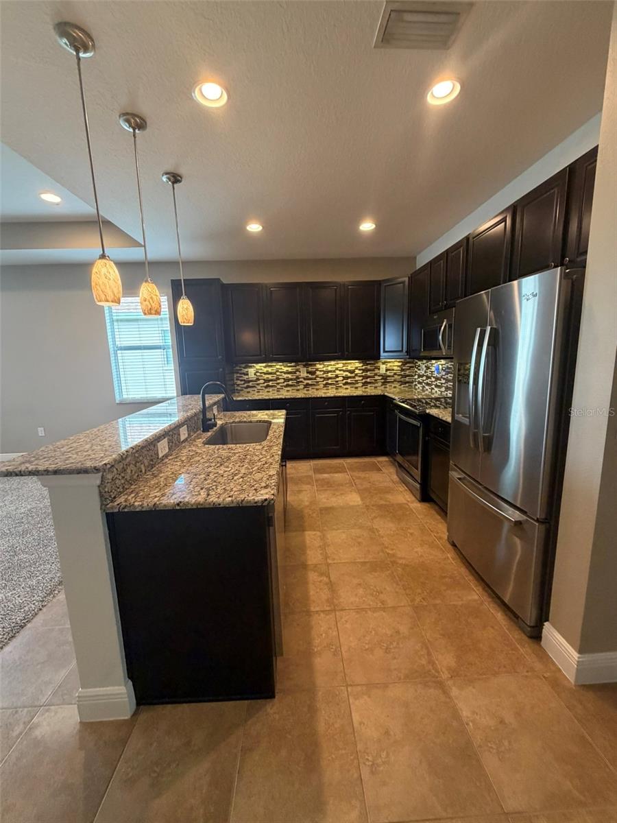 16212 Mead St Property Photo 12