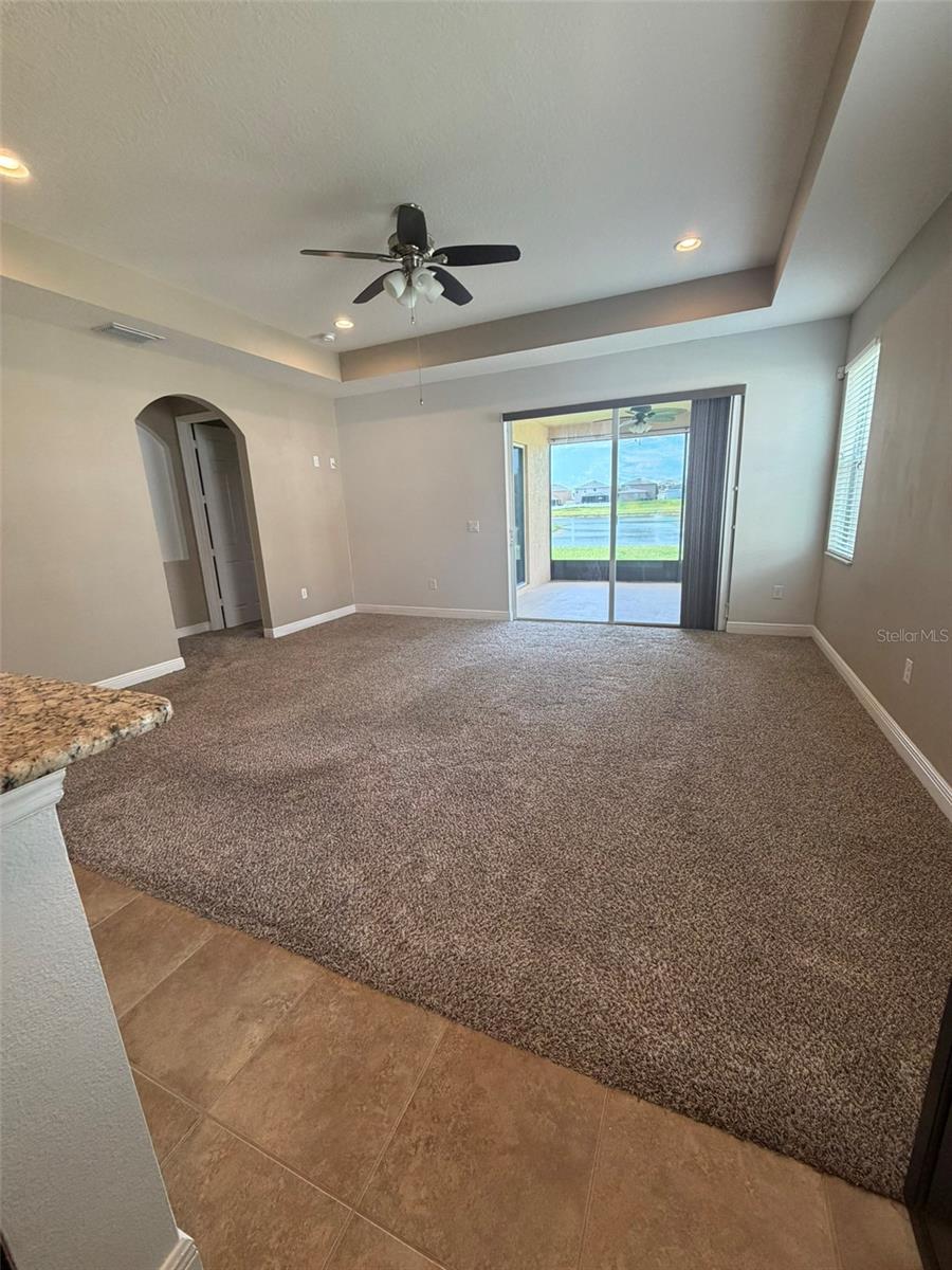 16212 Mead St Property Photo 28