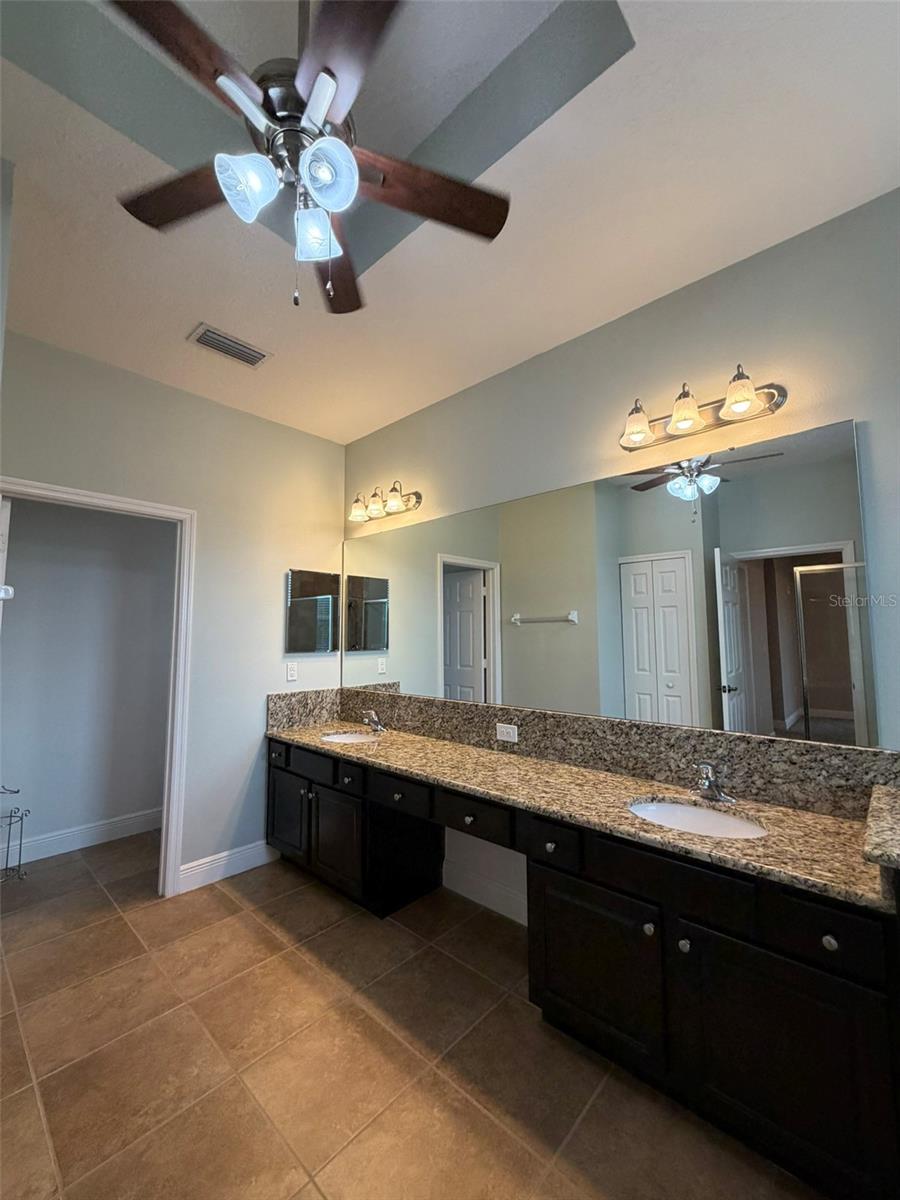 16212 Mead St Property Photo 47