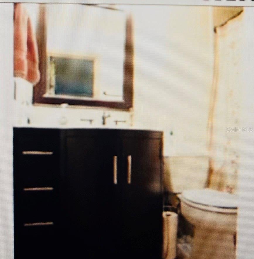 282 Seal St Property Photo 11