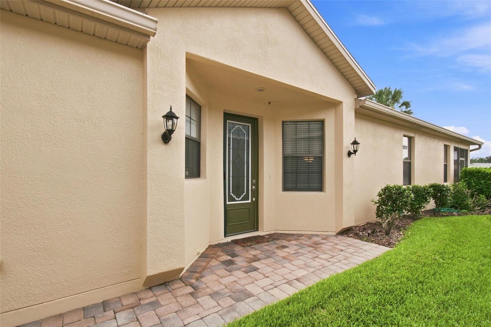 133 Grand Canal Dr Property Photo 4