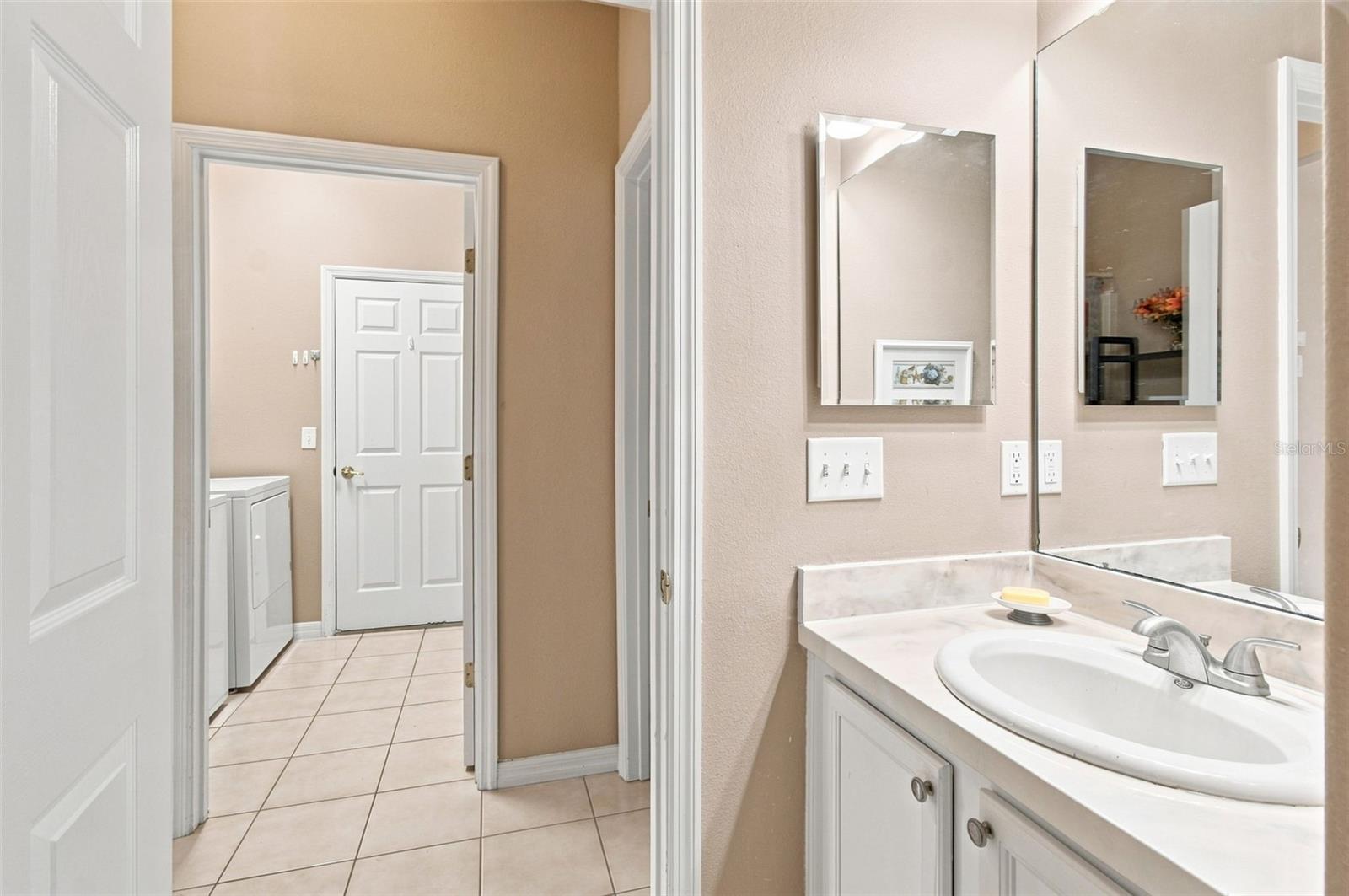 133 Grand Canal Dr Property Photo 33
