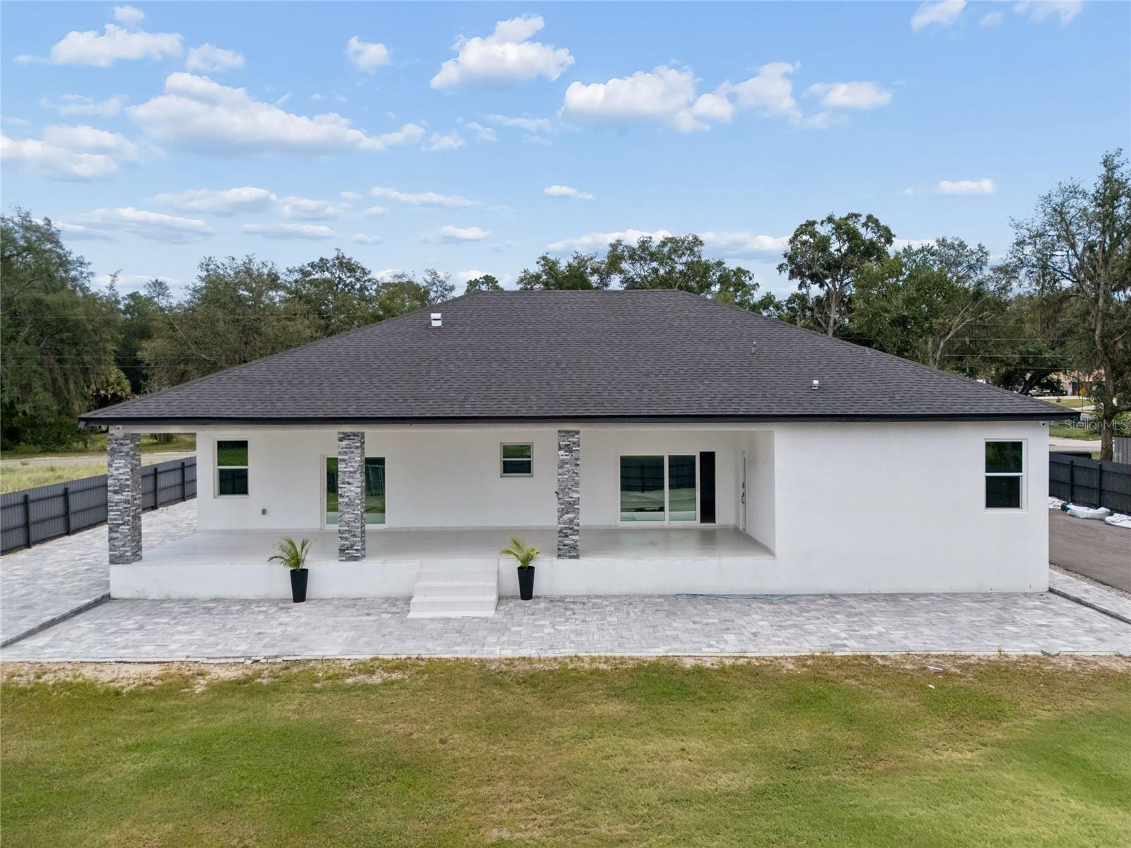 3944 White Heron Dr Property Photo 3