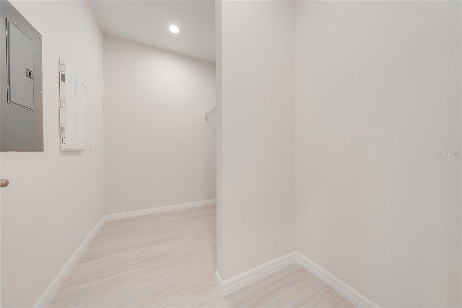 2139 Penny Ln Property Photo 13