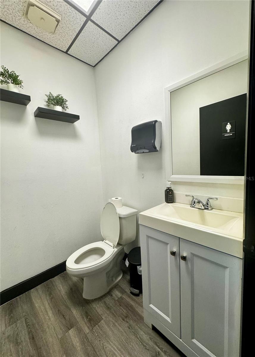 120 W Carroll St Property Photo 14