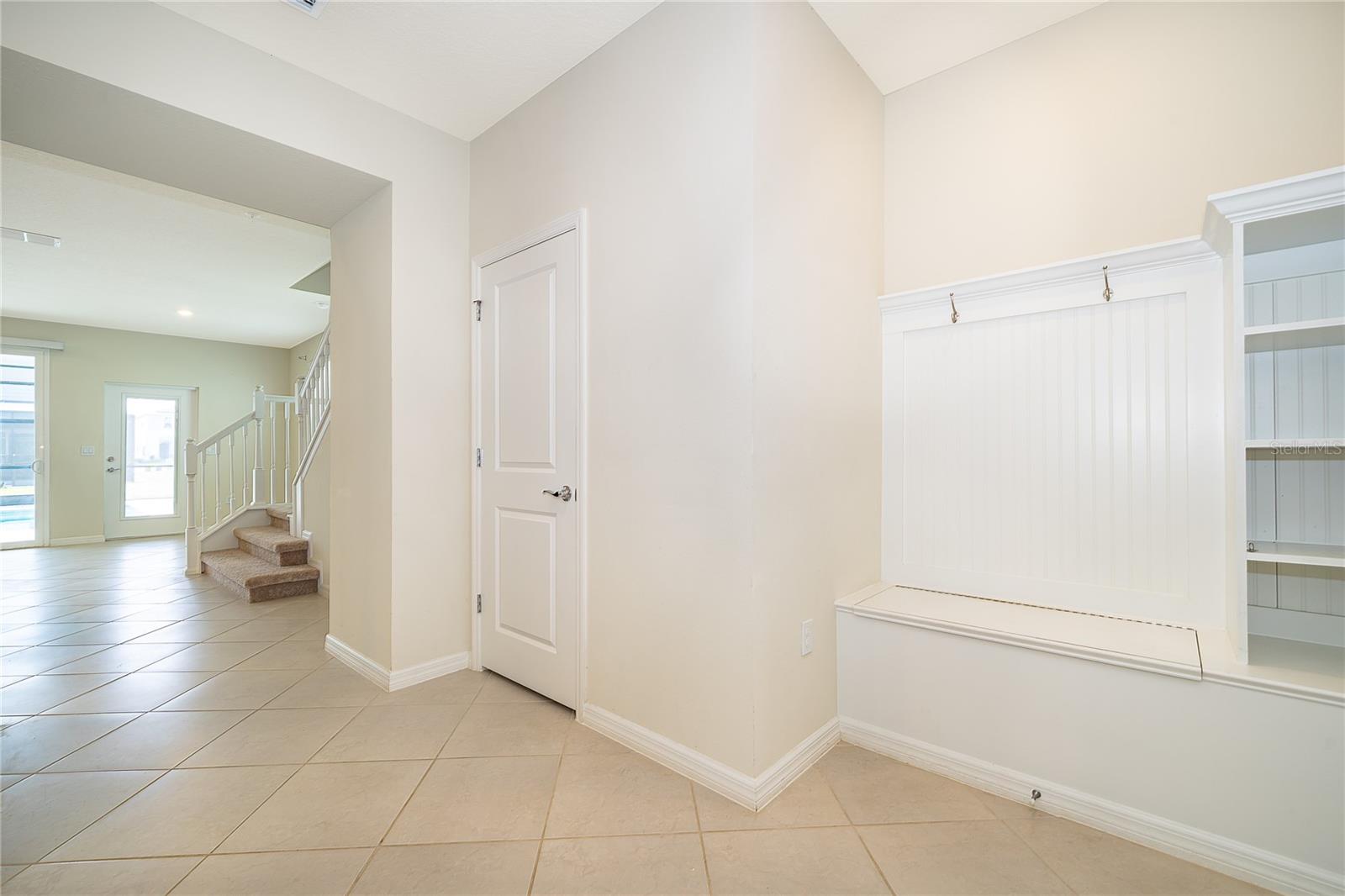 1274 Shoreside St Property Photo 9