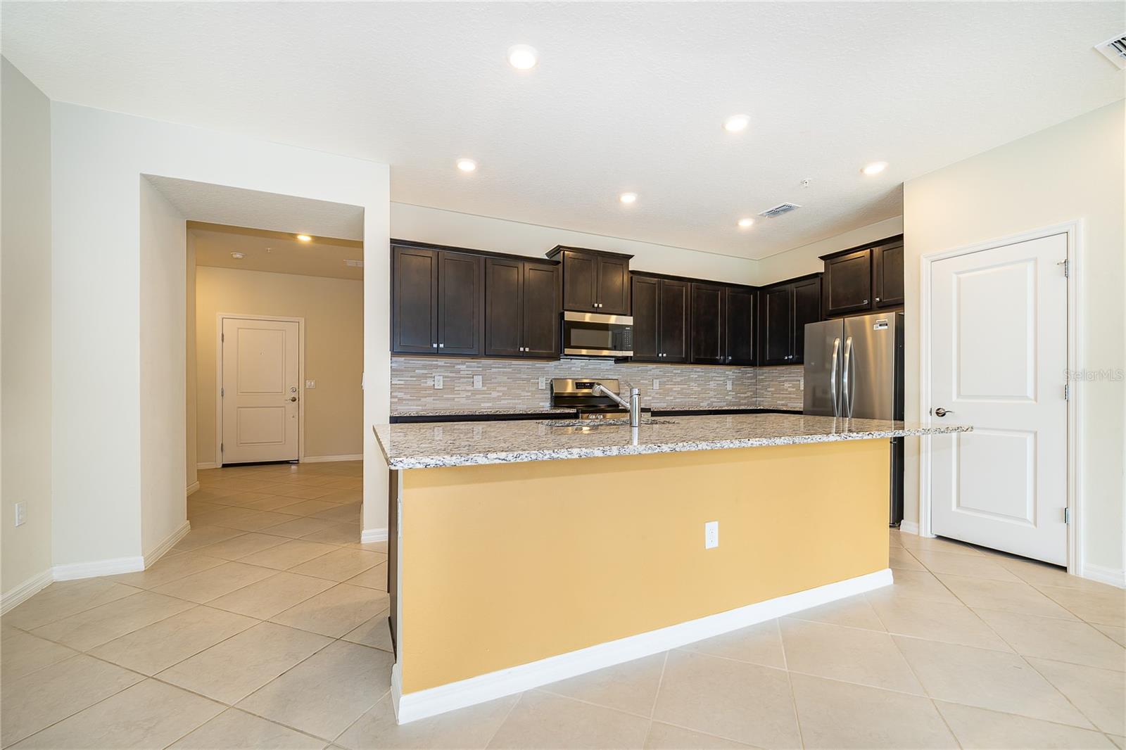 1274 Shoreside St Property Photo 14