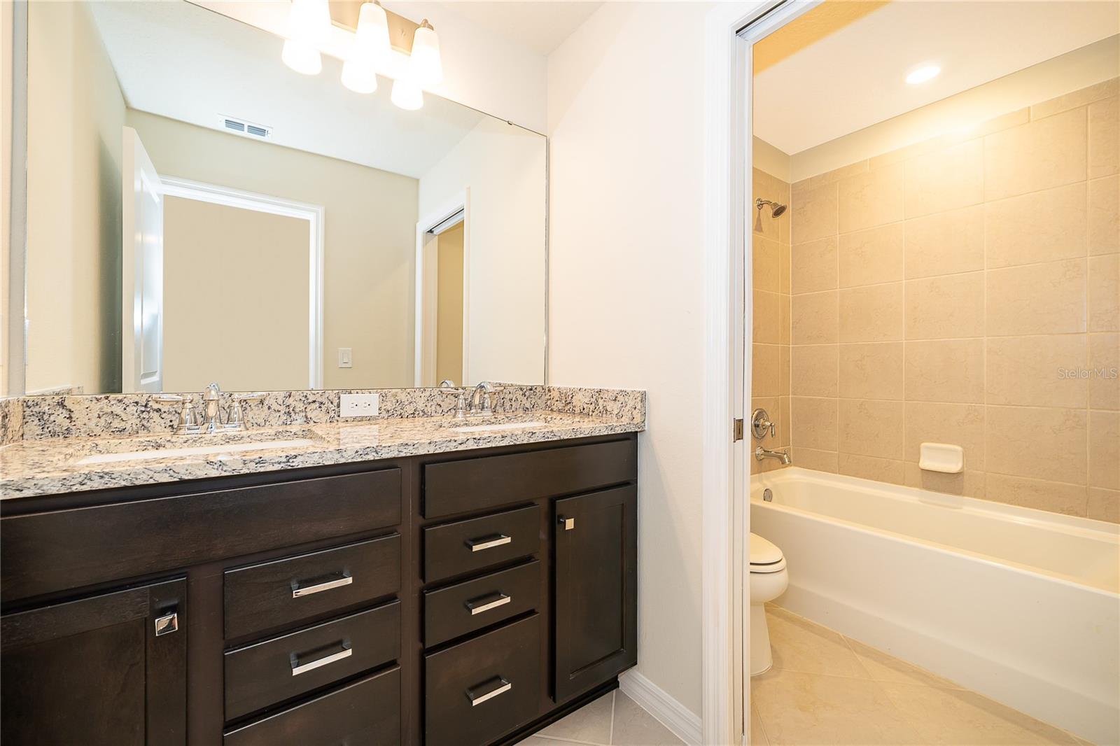 1274 Shoreside St Property Photo 35