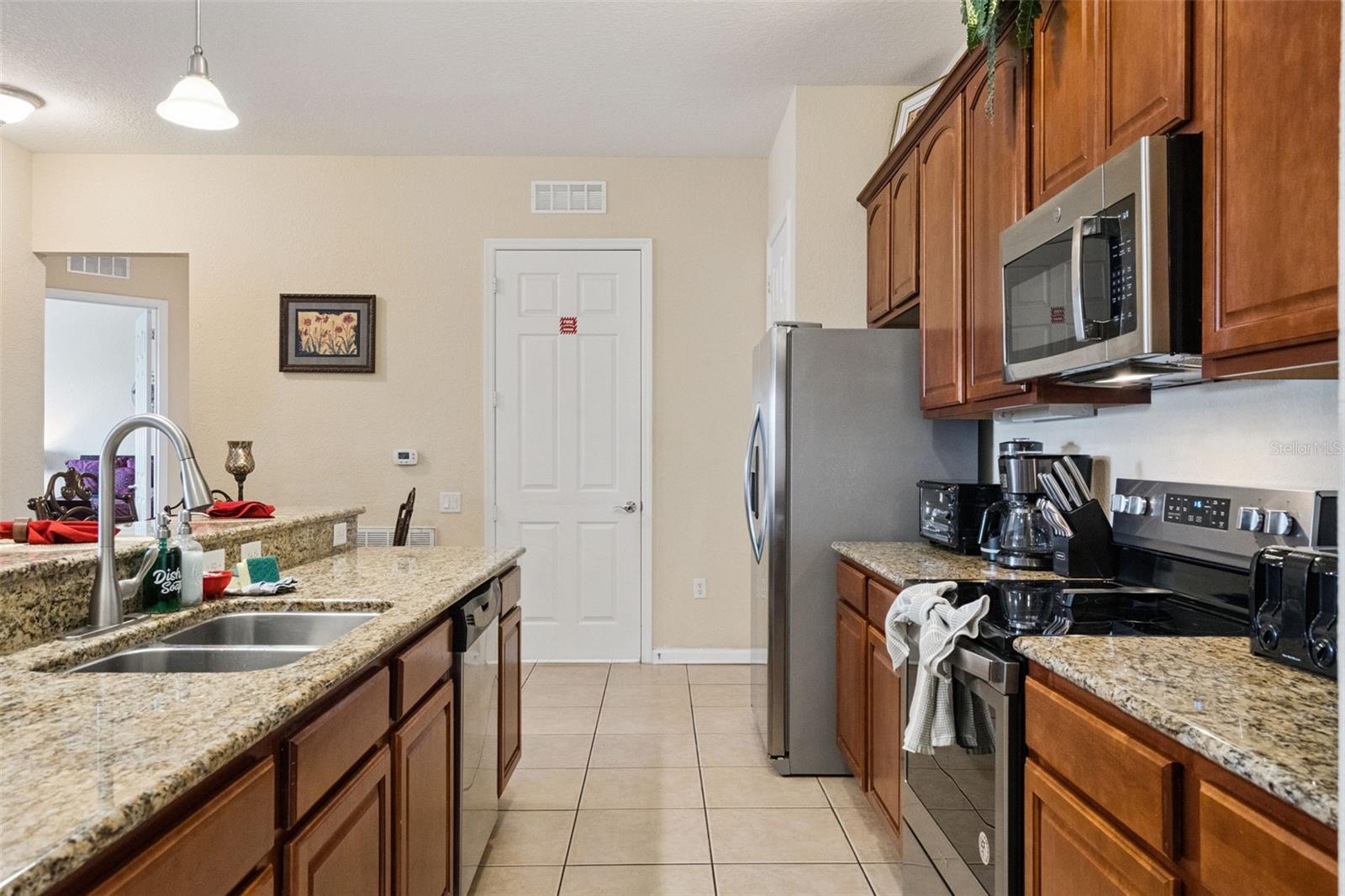 4840 Cayview Ave #405 Property Photo 9