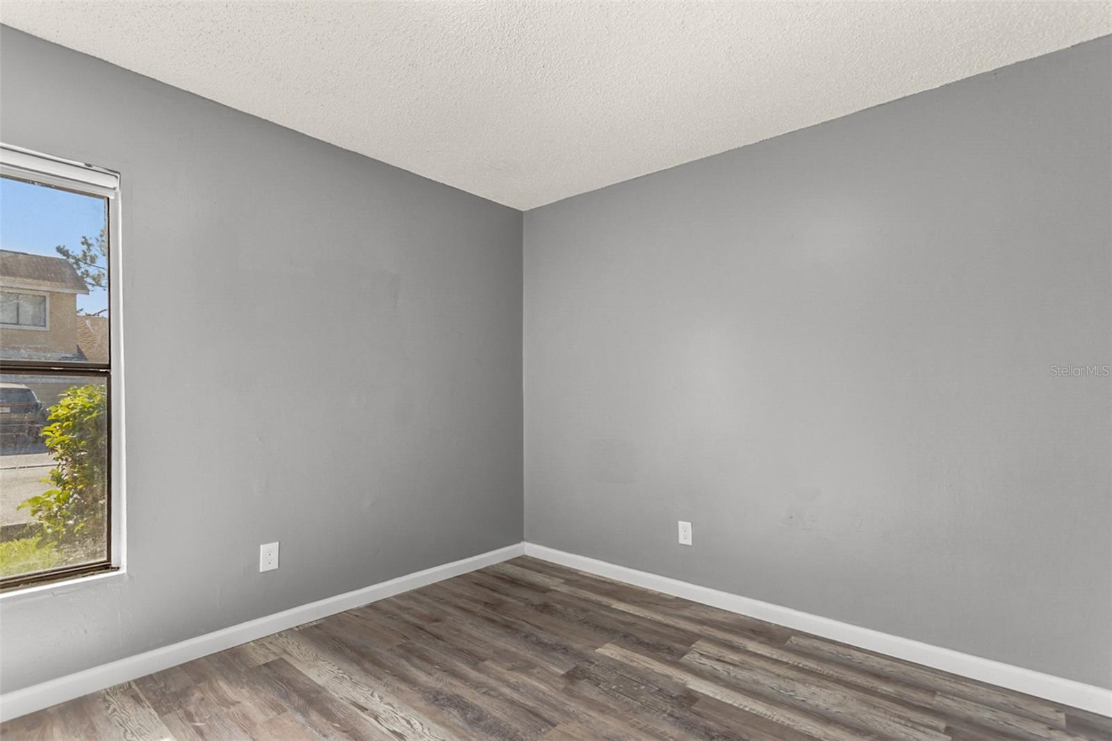 85 Silver Park Cir Property Photo 15
