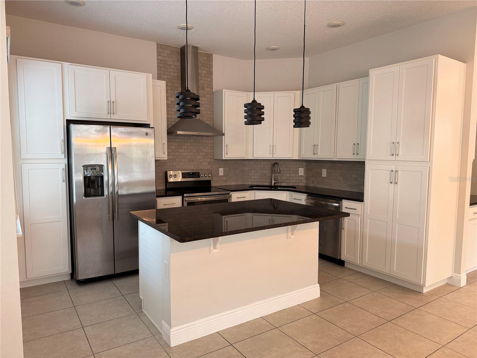 13324 Bergstrom Ave Property Photo 6