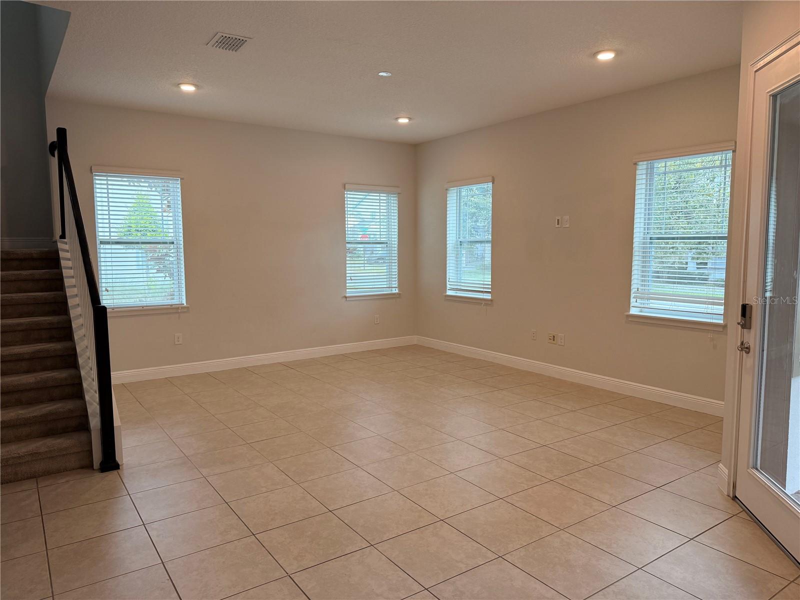 13324 Bergstrom Ave Property Photo 8