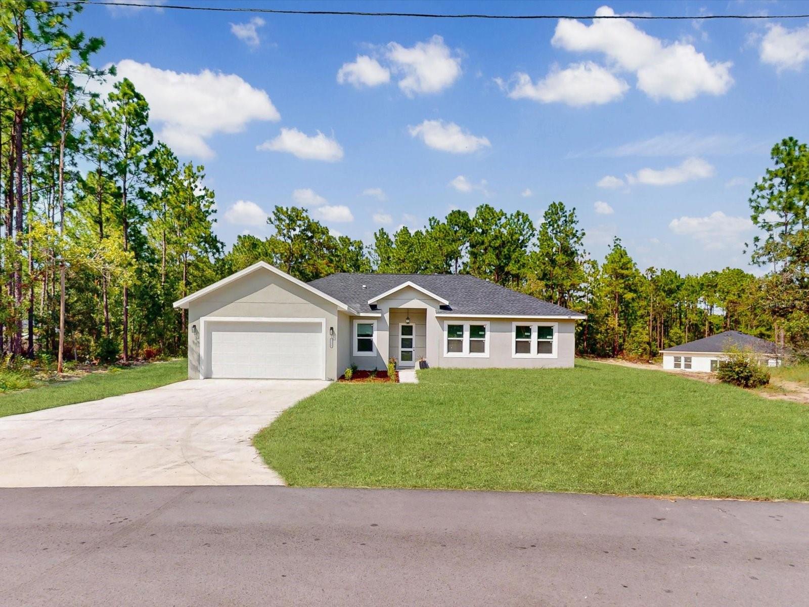 8225 Sw 138th Street Rd Property Photo 4