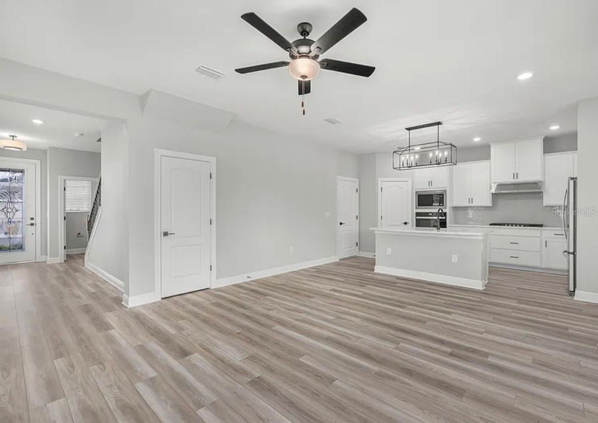 1399 Greenfield Loop Property Photo 2