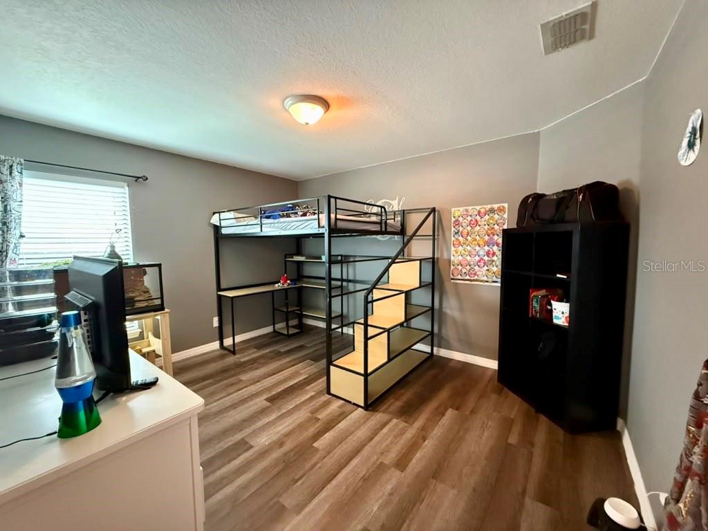 1609 Steely Dr Property Photo 8