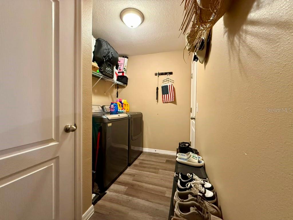 1609 Steely Dr Property Photo 10