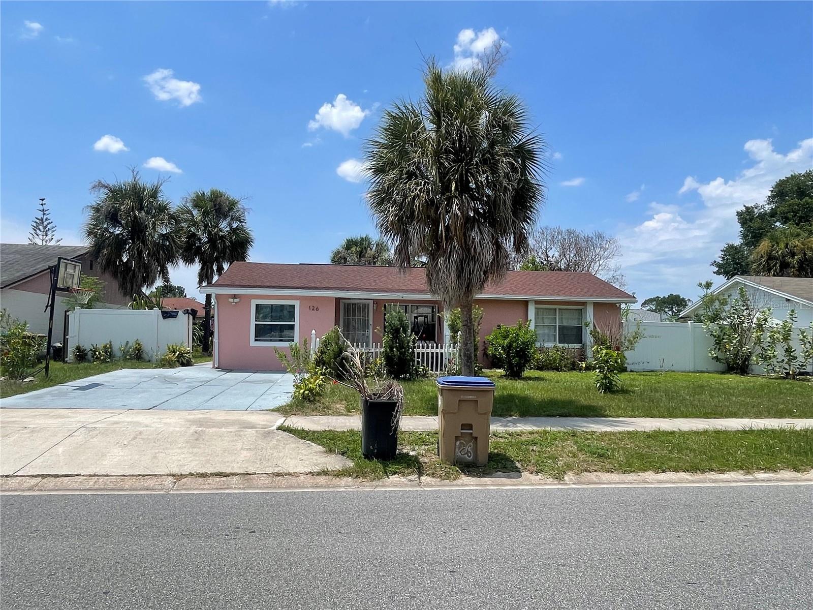 126 Dahlia Dr Property Photo 2