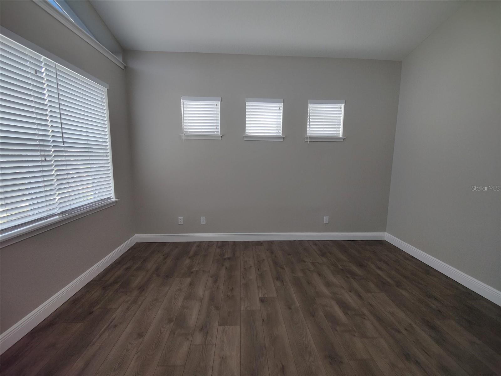 9042 Yonath St Property Photo 32