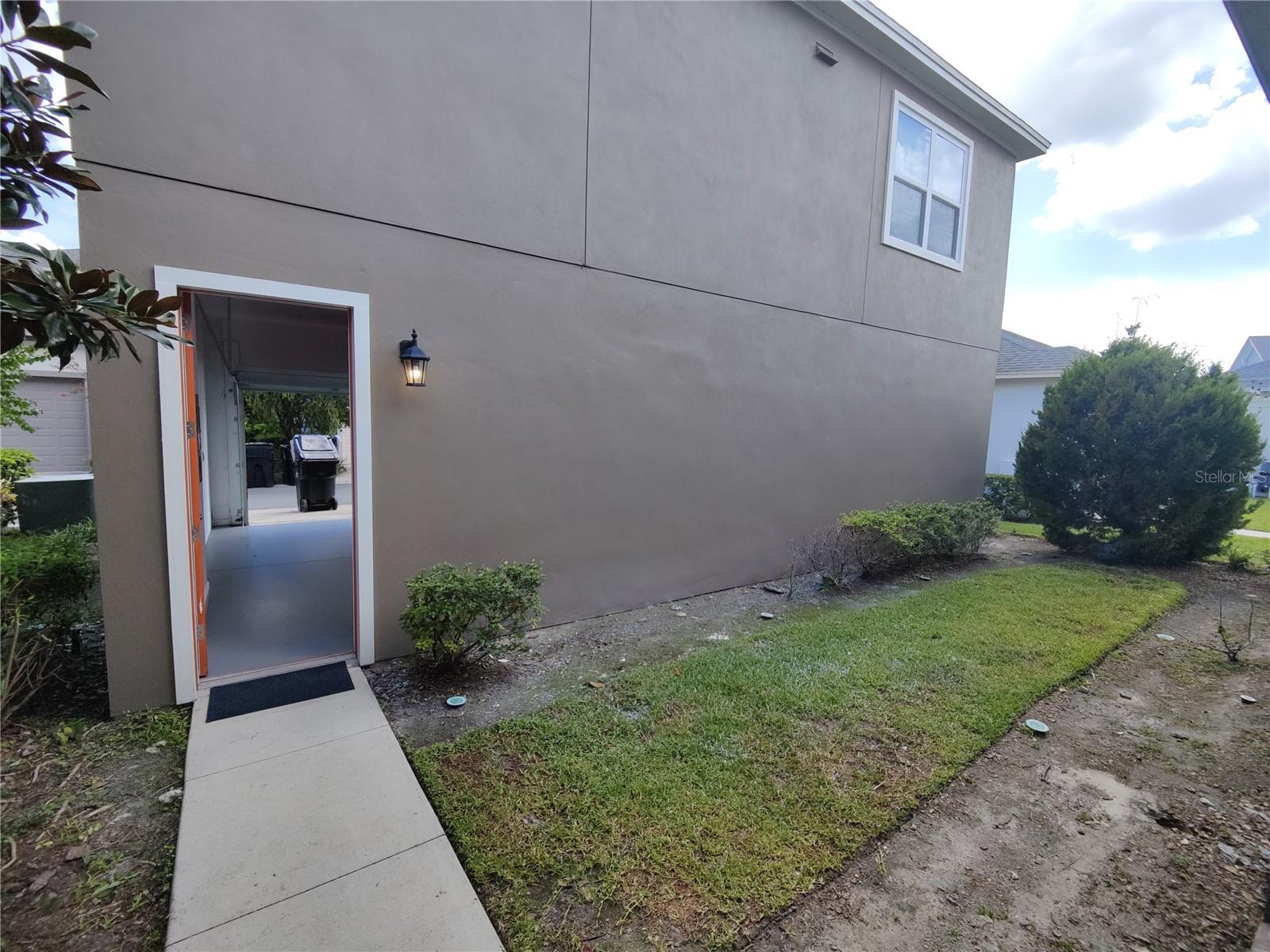 9042 Yonath St Property Photo 37
