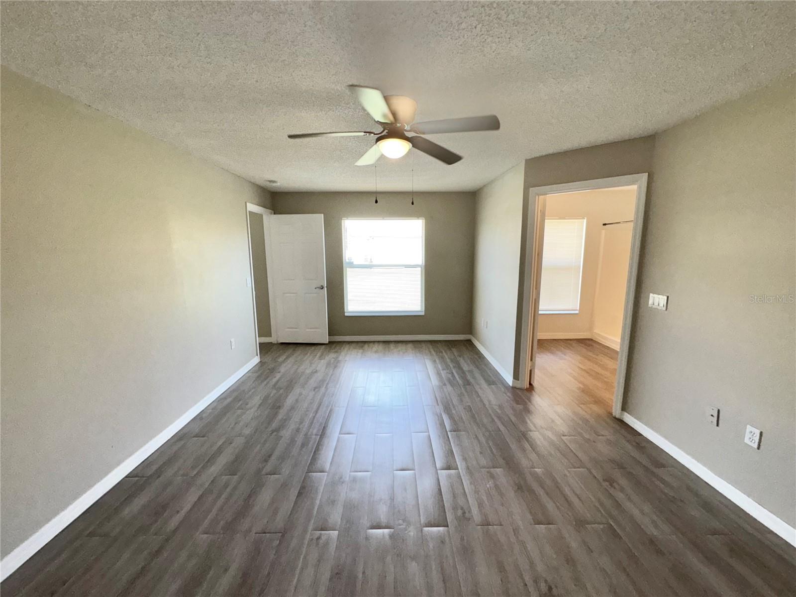 1011 Morvan Ln Property Photo 12