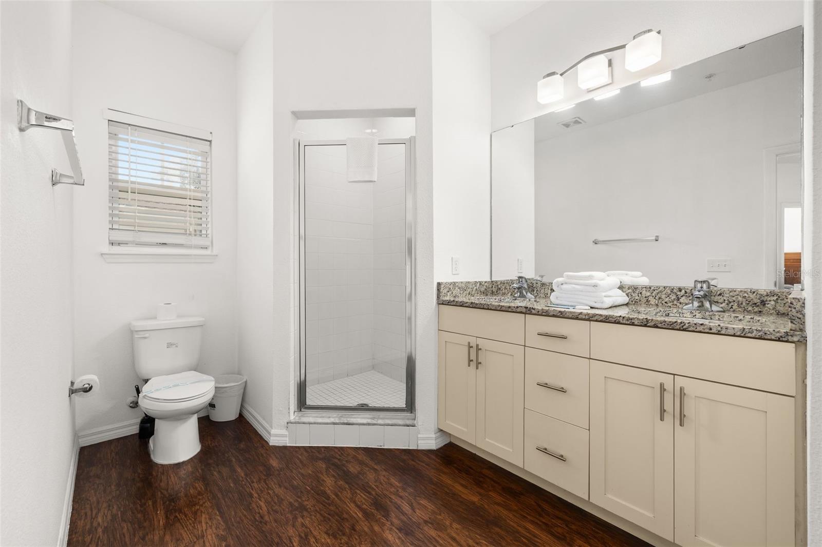 5370 Diplomat Ct #108 Property Photo 38