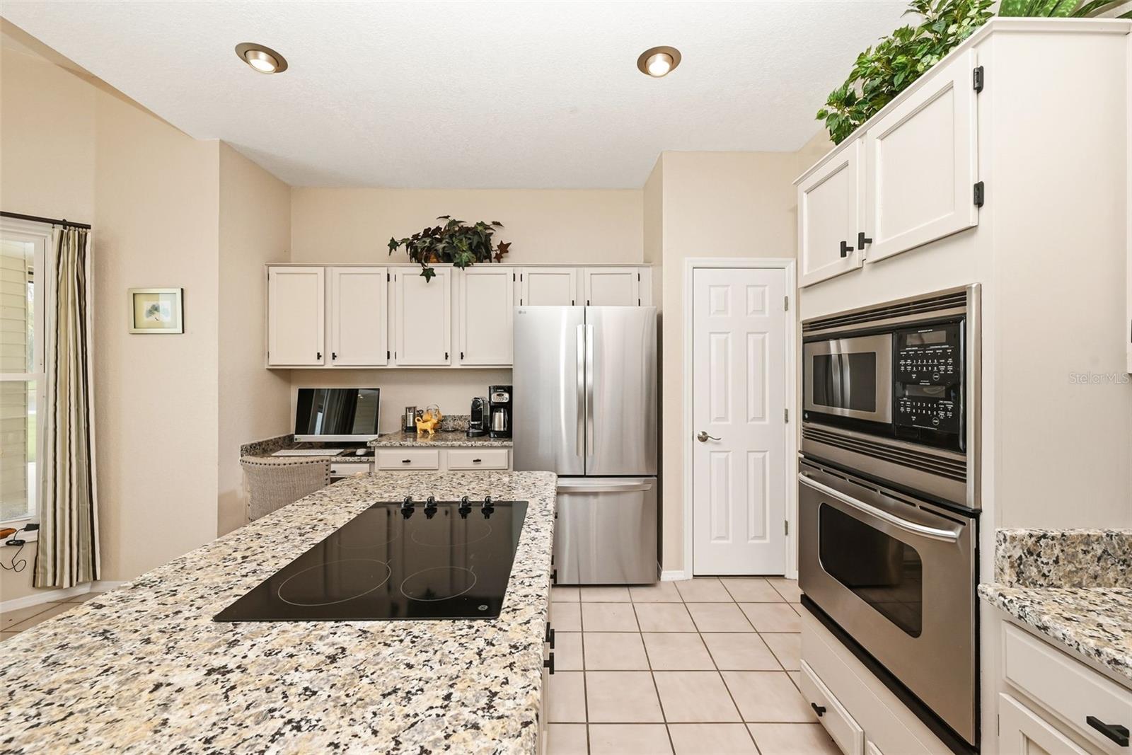 1791 Lisa Ln Property Photo 26