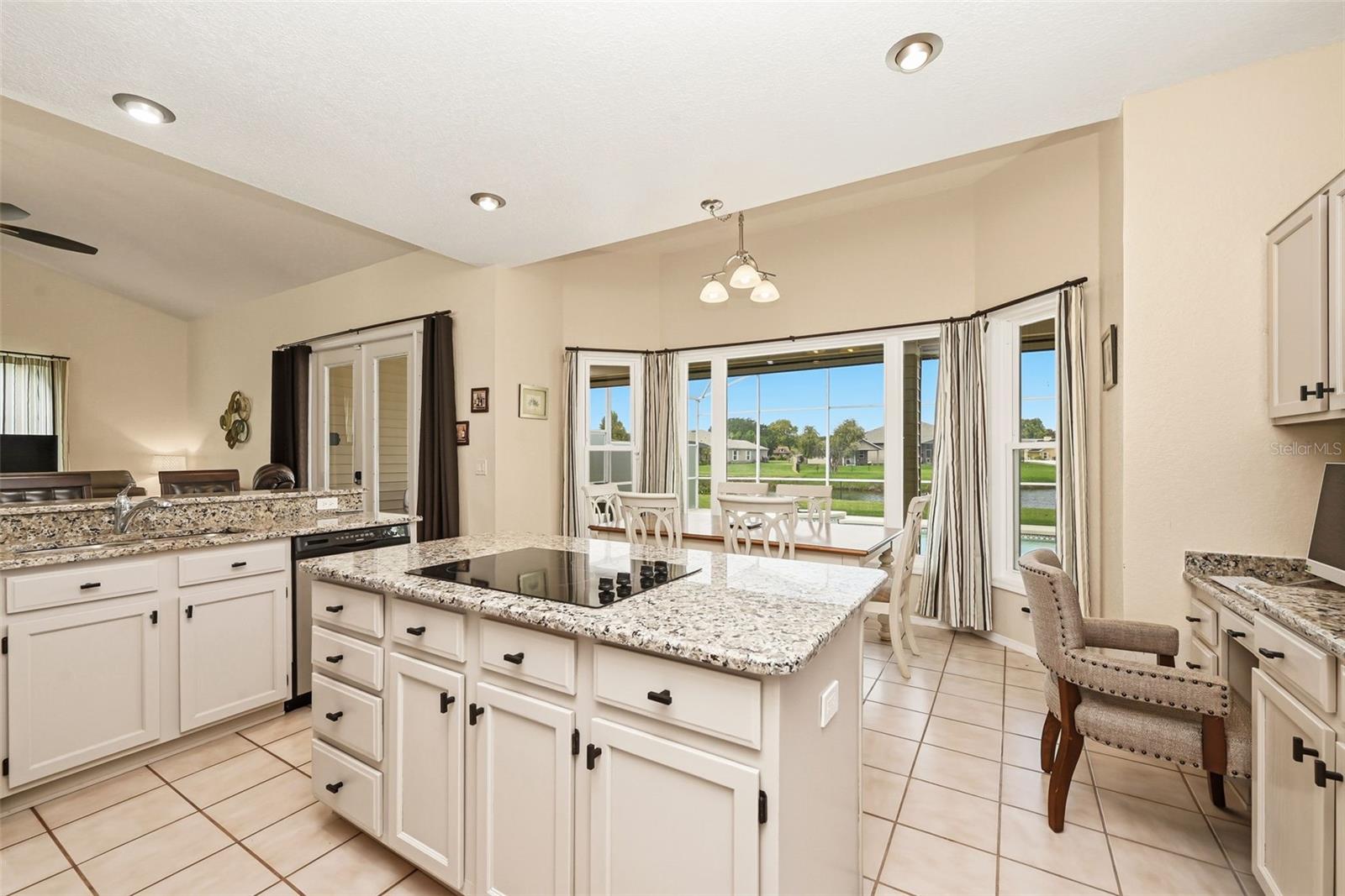 1791 Lisa Ln Property Photo 27
