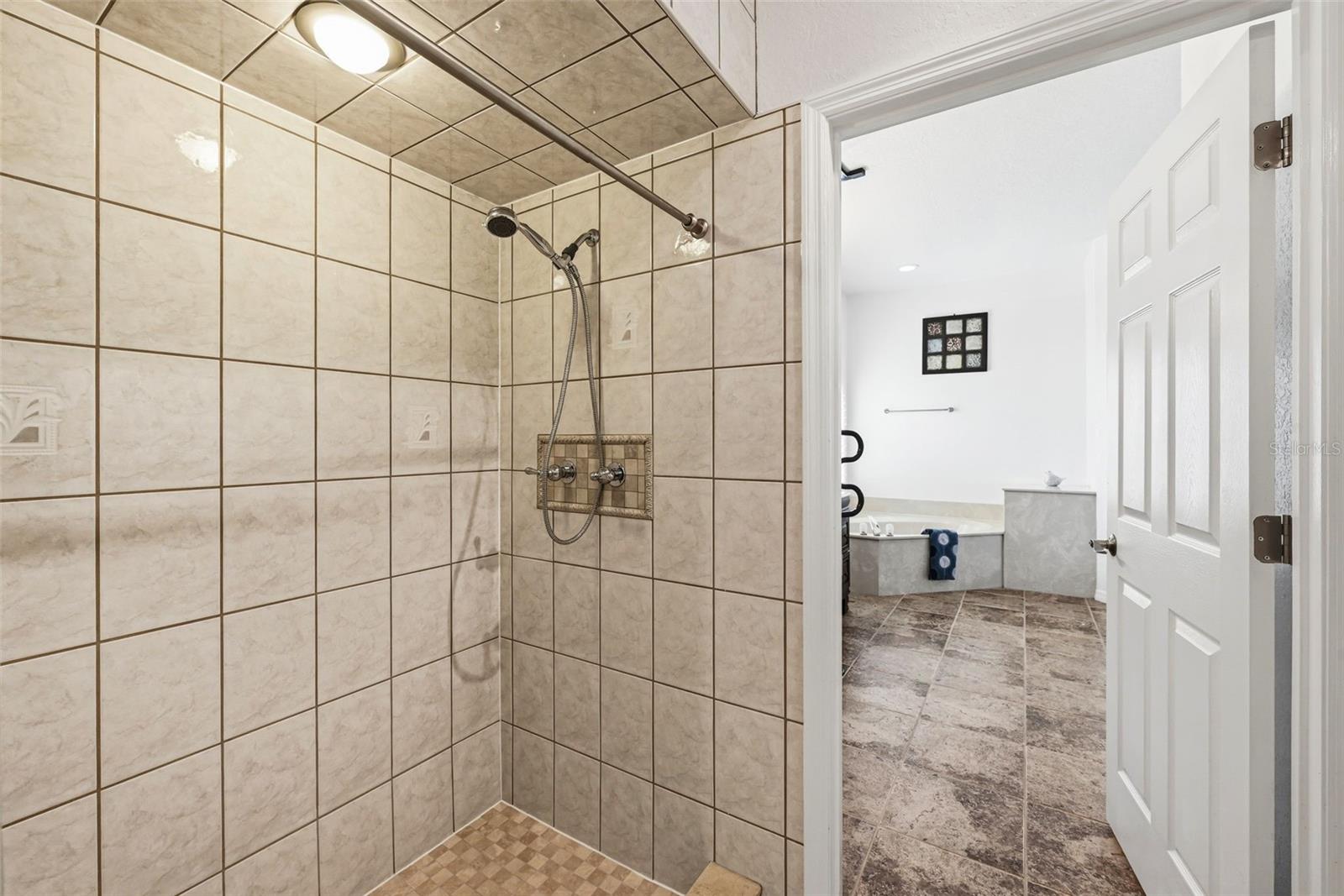 1791 Lisa Ln Property Photo 35