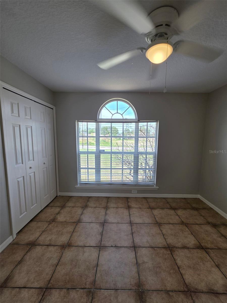 106 Herring Ln Property Photo 8