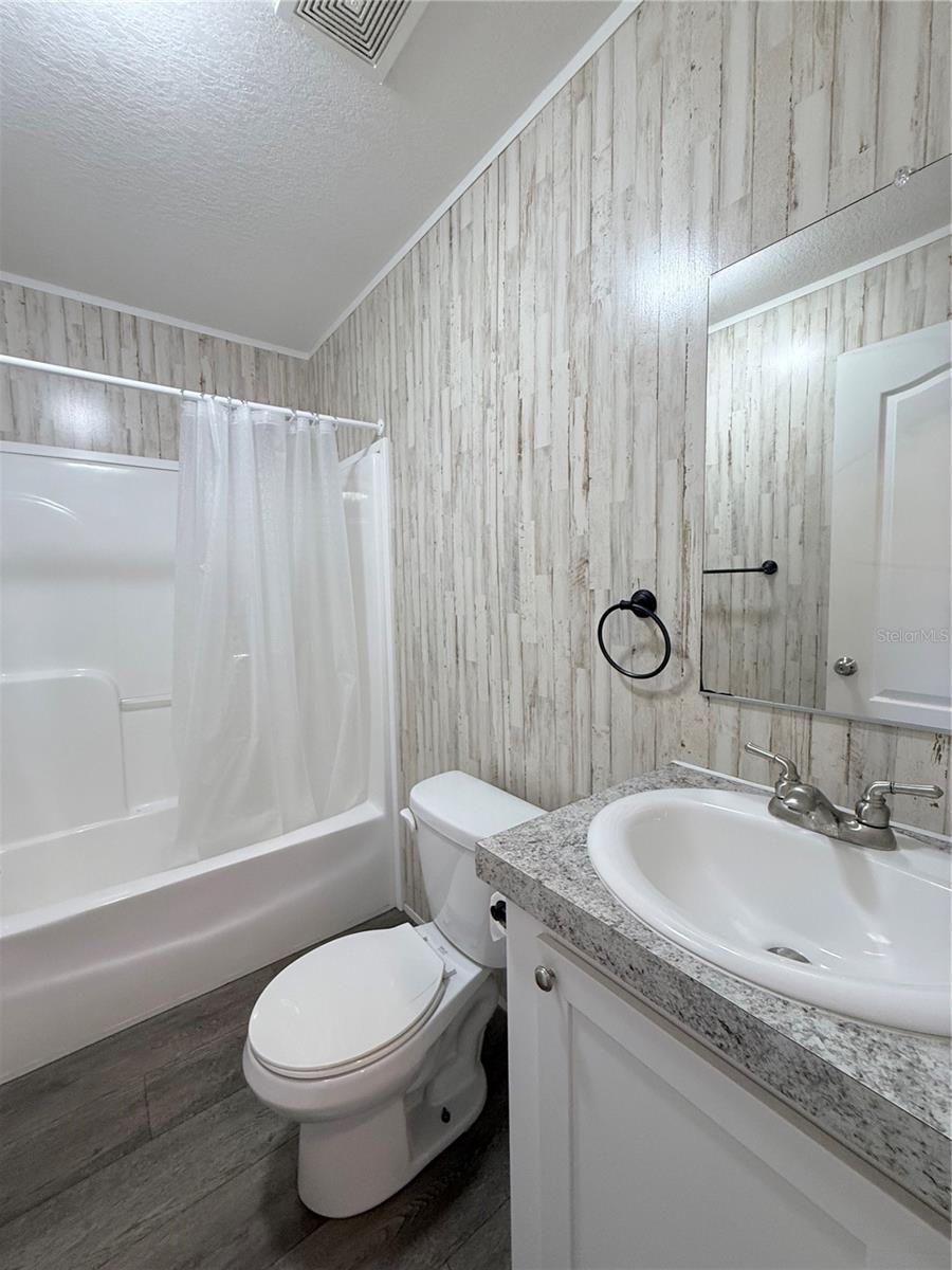 932 Se 40th Pl Property Photo 12
