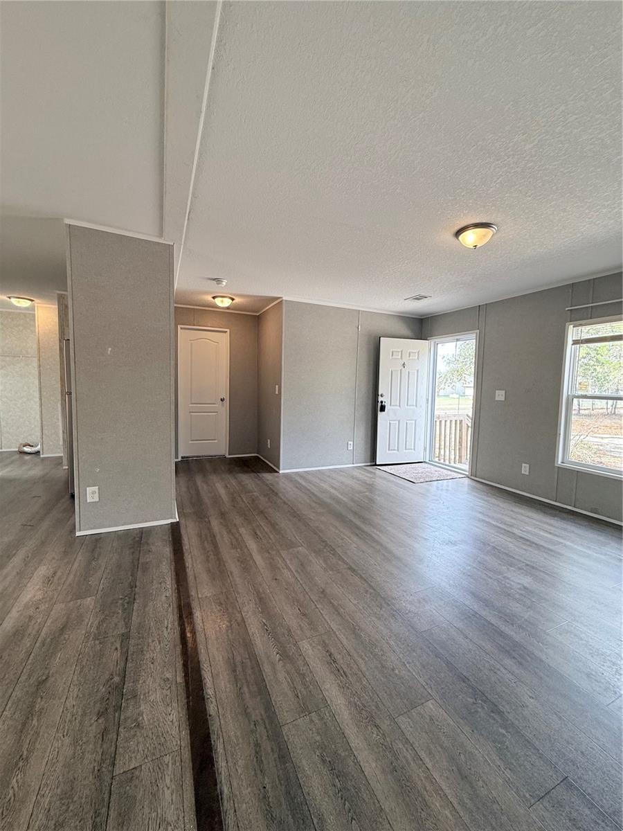932 Se 40th Pl Property Photo 17