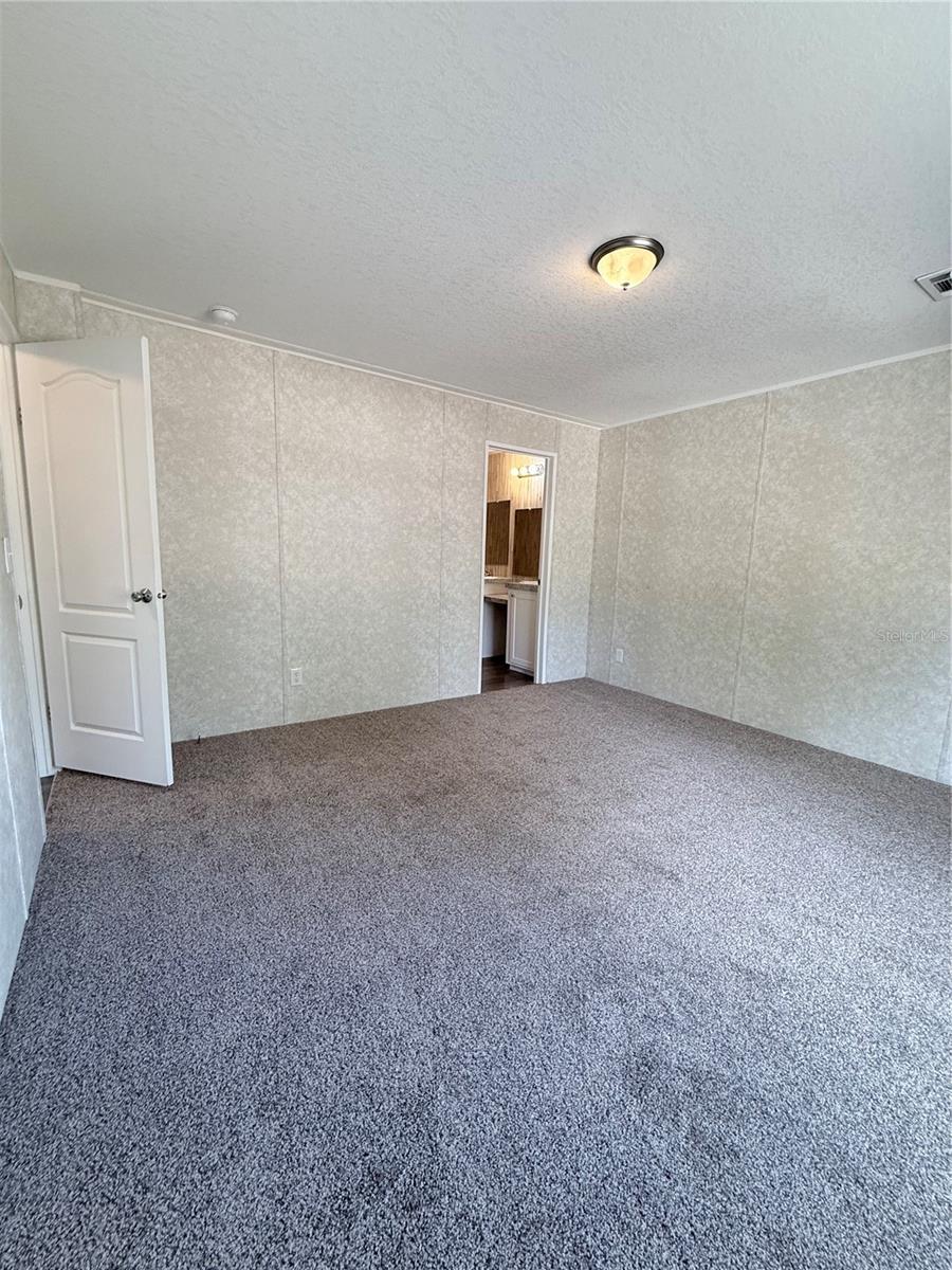 932 Se 40th Pl Property Photo 21