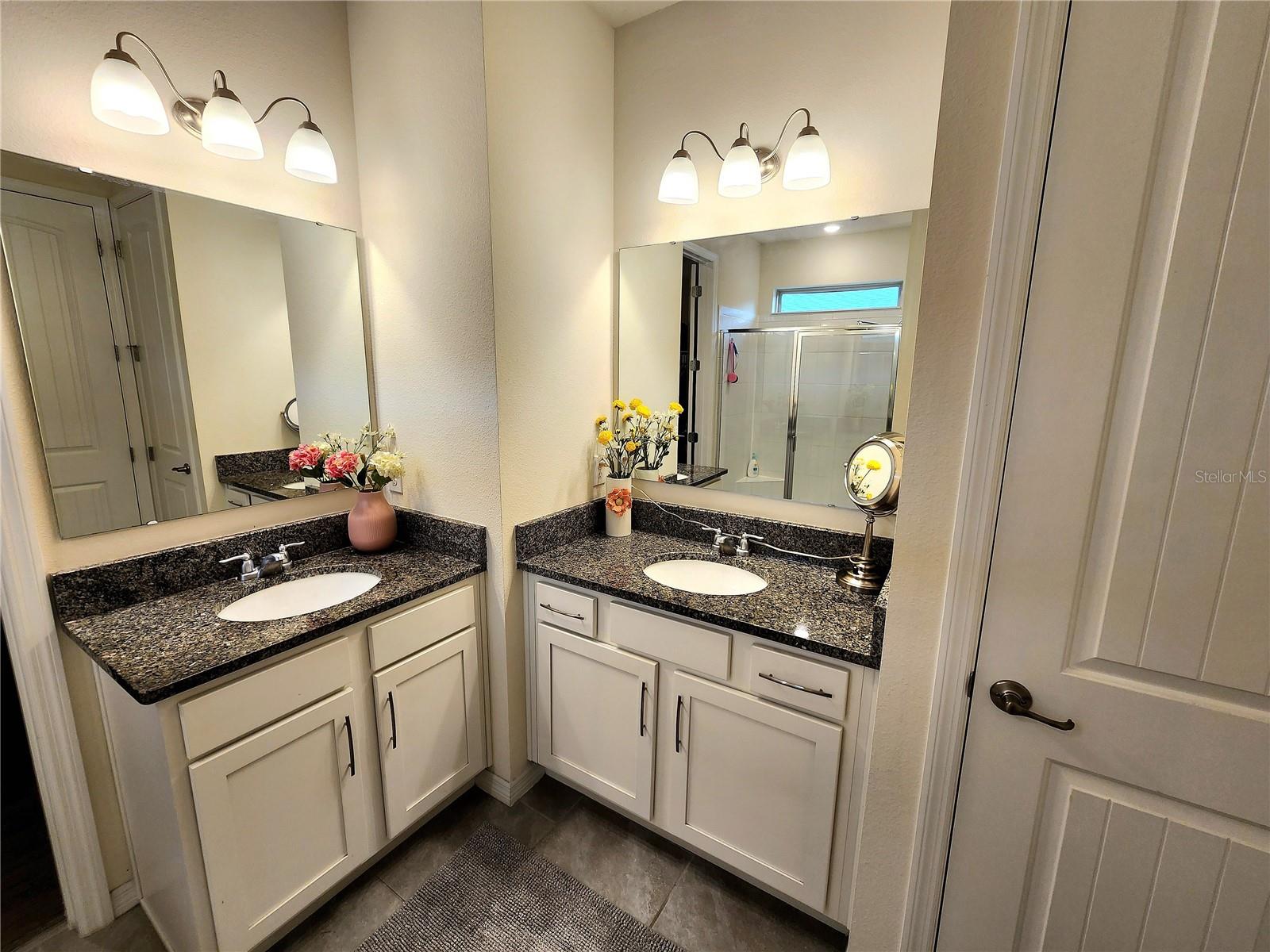3415 Yellowtop Loop Property Photo 21
