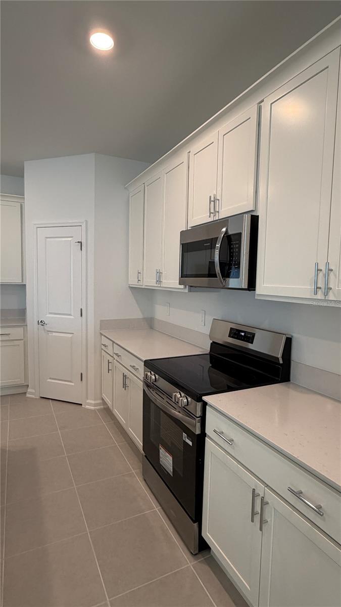 6044 Meditation Dr Property Photo 10