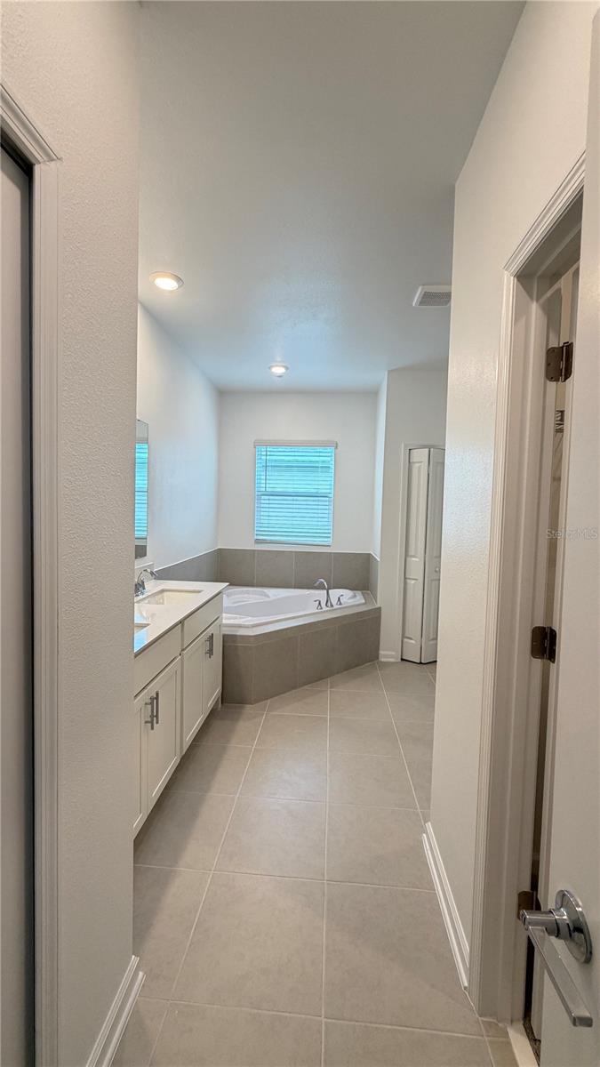 6044 Meditation Dr Property Photo 37