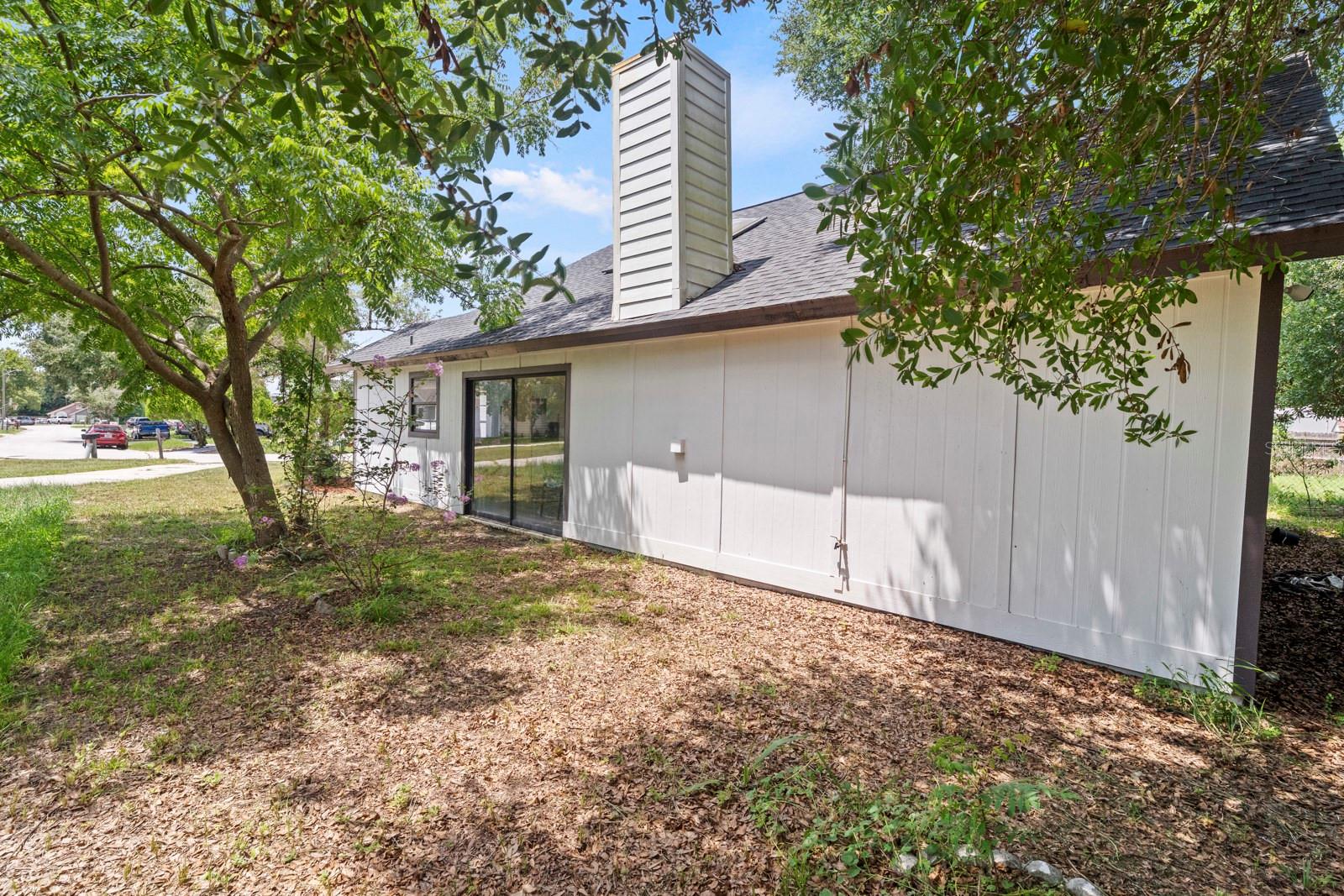 555 Swallow Ct Property Photo 35