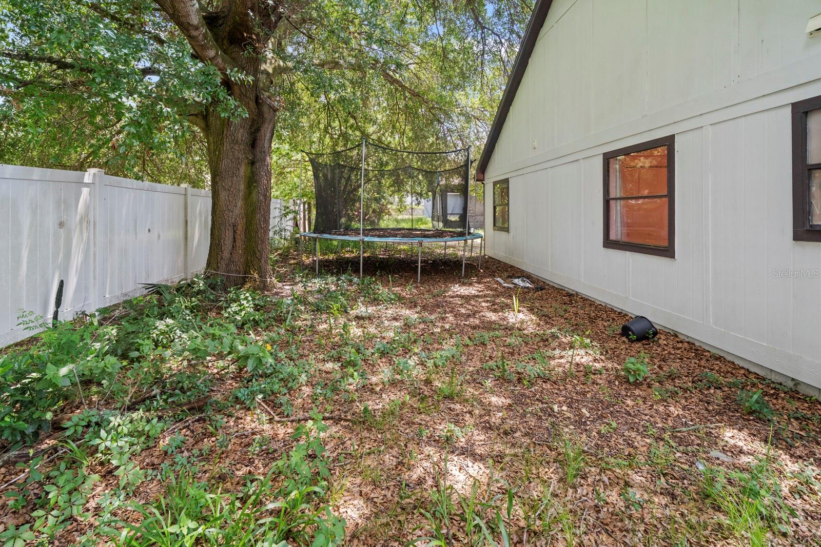 555 Swallow Ct Property Photo 36